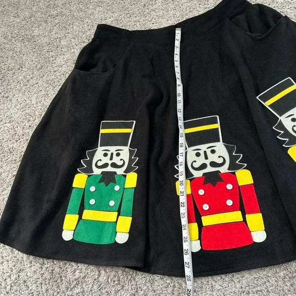 Unique Vintage Nutcracker Holiday Circle Skirt Pockets Christmas NO SIZE TAG - Picture 3 of 9